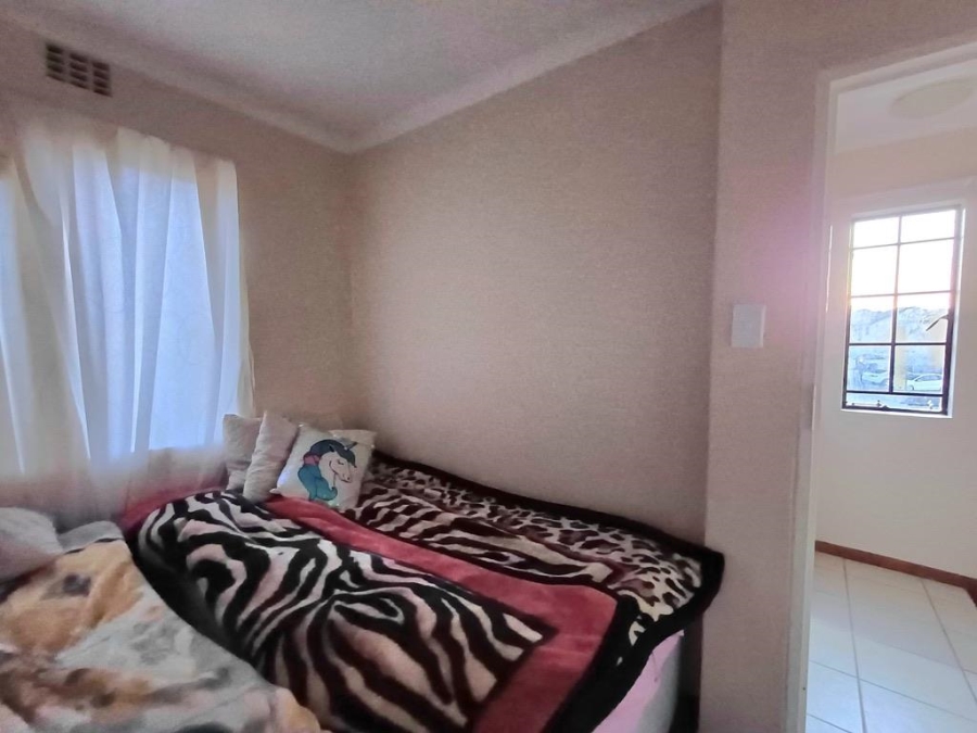 2 Bedroom Property for Sale in Hillside Free State